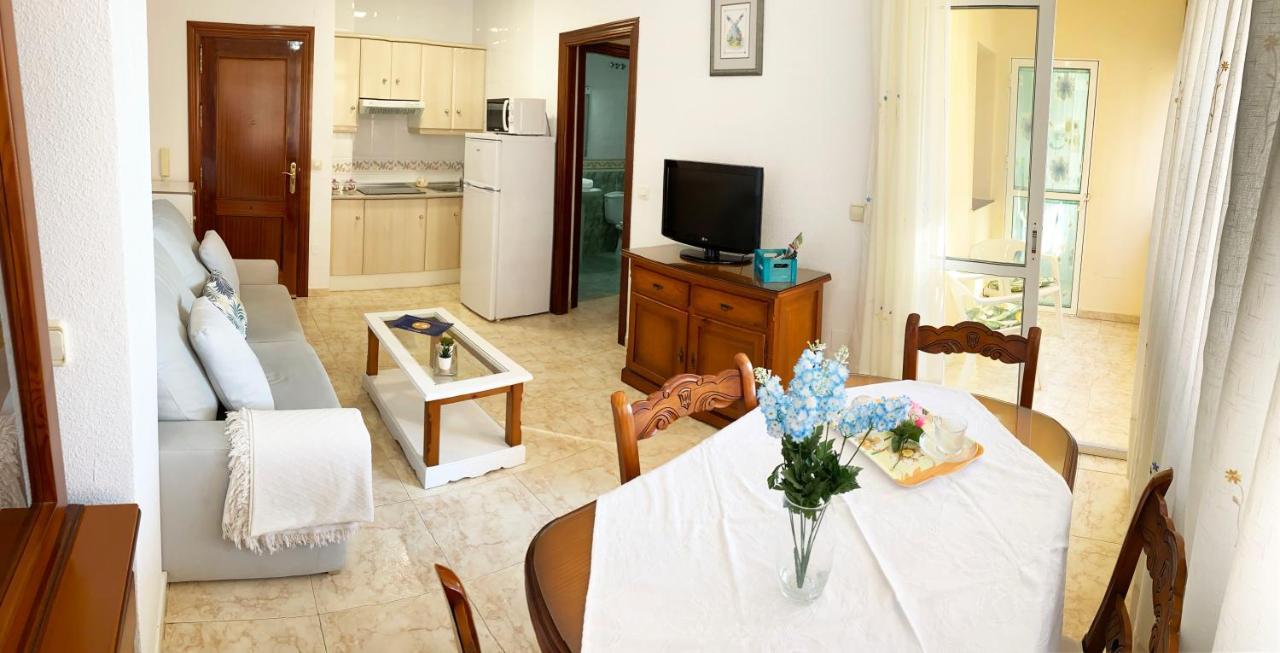 Aurinko 5 Segundo Luminoso Apartamento Con Vistas En Фуeнхирола Екстериор снимка
