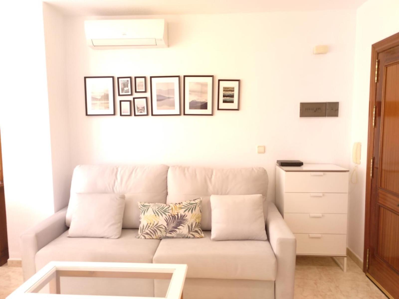 Aurinko 5 Segundo Luminoso Apartamento Con Vistas En Фуeнхирола Екстериор снимка
